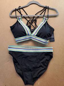 lot 27695 image: Blooming Jelly Black Two-Piece Bikini Set with Multicolor Trim XL - Retail $28