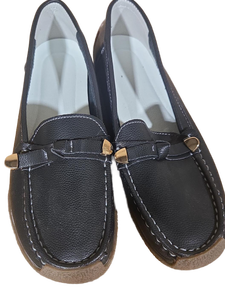 lot 37946 image: Black Loafer Slip-On Shoes with Metal Accent Pair Size 43 (Size 10)