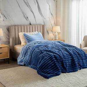 lot 5019 image: Cuddly Ribbed Fluffy Comforter Set Twin Size, Super Soft Plush Fleece Bedding Set, Warm Fuzzy Comforter with Matching Sham, All-Season Cozy 2-Piece Bed Set, Blue Ombre