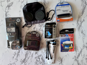 lot 128 image: Zeikos Digital Camera Accessories Lot