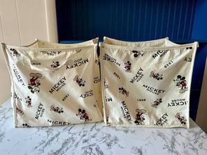 lot 158 image: Mickey Mouse 1928 Tote BagsCube Storage, Set of 2