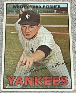 lot 135 image: 1967 Topps Baseball Card #5 - Whitey Ford New York Yankees