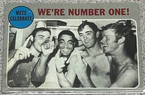 lot 155 image: 1970 Topps Baseball Card #198 - New York Mets Celebrate Were Number One