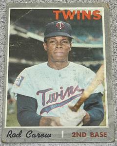 lot 156 image: 1970 Topps Baseball Card #290 - Rod Carew Minnesota Twins
