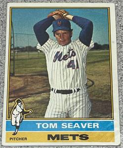 lot 221 image: 1976 Topps Baseball Card #600 - Tom Seaver New York Mets