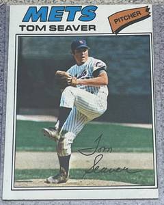lot 237 image: 1977 Topps Baseball Card #150 - Tom Seaver New York Mets