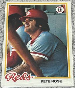 lot 241 image: 1978 Topps Baseball Card #20 - Pete Rose Cincinnati Reds
