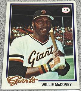 lot 242 image: 1978 Topps Baseball Card #34 - Willie McCovey San Francisco Giants