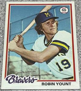 lot 245 image: 1978 Topps Baseball Card #173 - Robin Yount Milwaukee Brewers