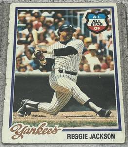 lot 257 image: 1978 Topps Baseball Card #200 - Reggie Jackson New York Yankees AL All Star