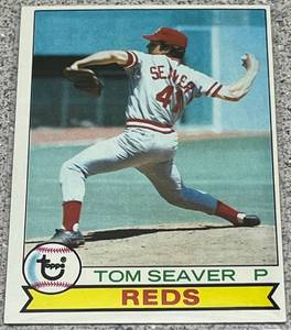 lot 264 image: 1979 Topps Baseball Card #100 - Tom Seaver Cincinnati Reds