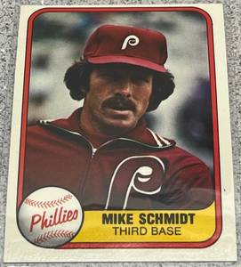 lot 326 image: 1981 Fleer Baseball Card #5 - Mike Schmidt Third Base Philadelphia Phillies