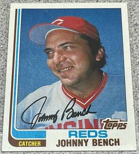 lot 361 image: 1982 Topps Baseball Card #400 - Johnny Bench Cincinnati Reds