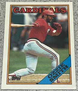 lot 387 image: 1988 Topps Baseball Card #460 - Ozzie Smith St. Louis Cardinals