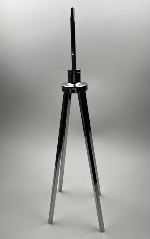 lot 130 image: Professional Chrome Telescoping Tripod