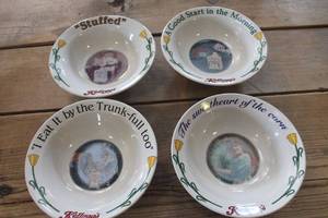 lot 1394 image: Vtg. Kelloggs Cereal Bowls