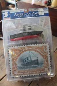 lot 1432 image: NIP Schylling Commemorative Tin Toy & Case