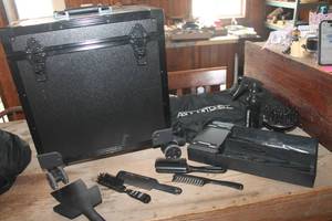 lot 1452 image: Paul Mitchell Rolling Hair Kit wcontents