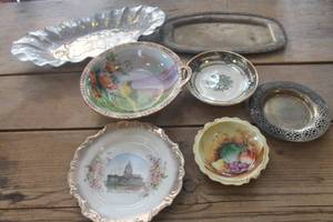lot 1470 image: Vintage Bowls and More