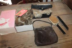 lot 1495 image: Antique Leather Purse and More