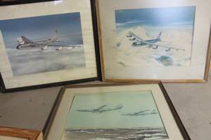 lot 1519 image: Large Vtg. U.S. Air Force Pictures