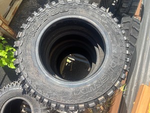 lot 163 image: FORCEUM MT08 Tire 16580 R13 LT 9493 Q
