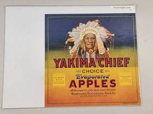 lot 131 image: Yakima Chief Choice Evaporated Apples Crate Label