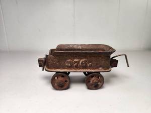 lot 213 image: Cast Iron Toy Wagon No. 976