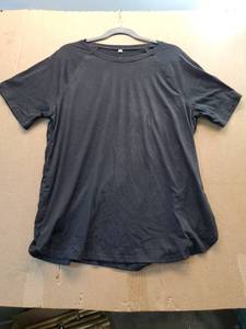 lot 38004 image: Black Crew Neck Short Sleeve T-Shirt, XL - Retail $10