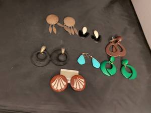 lot 1 image: Mixed Style Statement Earrings Collection