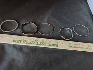 lot 55 image: Mixed Bangle Bracelet Set of 5