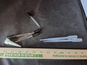 lot 63 image: Mixed Dropper Pipette Set - Glass and Plastic