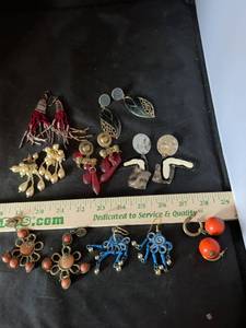 lot 83 image: Mixed Fashion Earrings Lot - 9 Pairs