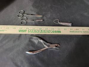 lot 101 image: Stainless Steel Manicure and Grooming Tool Set