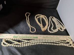 lot 158 image: Faux Pearl Necklace Collection - Set of 4