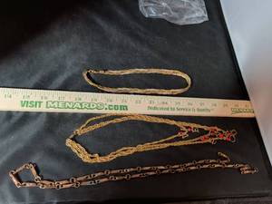 lot 166 image: Mixed Lot of Fashion Jewelry Necklaces and Bracelet