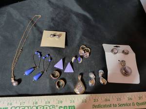lot 187 image: Mixed Costume Jewelry Lot - Earrings, Necklace and Pendants