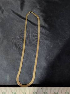 lot 265 image: 14K Gold Italian Herringbone Chain Necklace