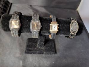 lot 285 image: Lot of 4 Womens Fashion Quartz Watches with Crystal Accents
