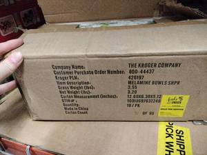 lot 10026 image: The Kroger Company Melamine Bowls - 18 Ct - Retail - $34.99