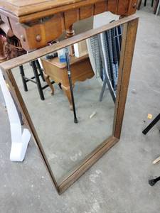 lot 60785 image: Vintage Wall Mirror