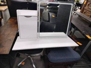 lot 60818 image: modern white wall-mounted makeup vanity
