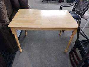 lot 60828 image: light-wood Dining table