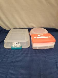 lot 2329 image: Plastic Food Storage and Serving Container Set