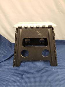 lot 2349 image: Plastic Folding Step Stool