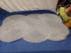 lot 2359 image: LOT OF 6 GREY PLACEMATS