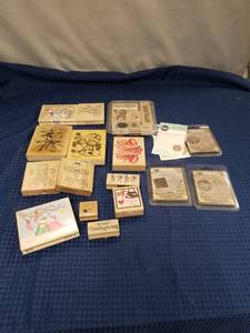 lot 2371 image: Holiday & Seasonal Rubber Stamp Collection with Sizzix Vintaj Dies