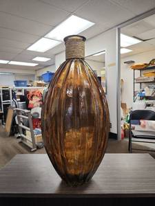 lot 2382 image: Large Amber Ribbed Glass Vase with Woven Rope Neck