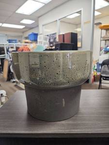 lot 2386 image: Large Glazed Ceramic Planter Pot