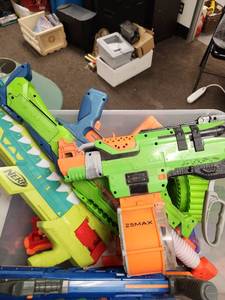 lot 2394 image: Nerf Blaster Collection Lot with Accessories